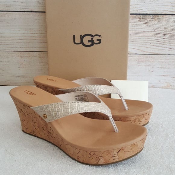 ugg natassia wedge sandal